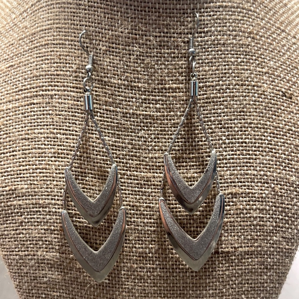 Drop earrings